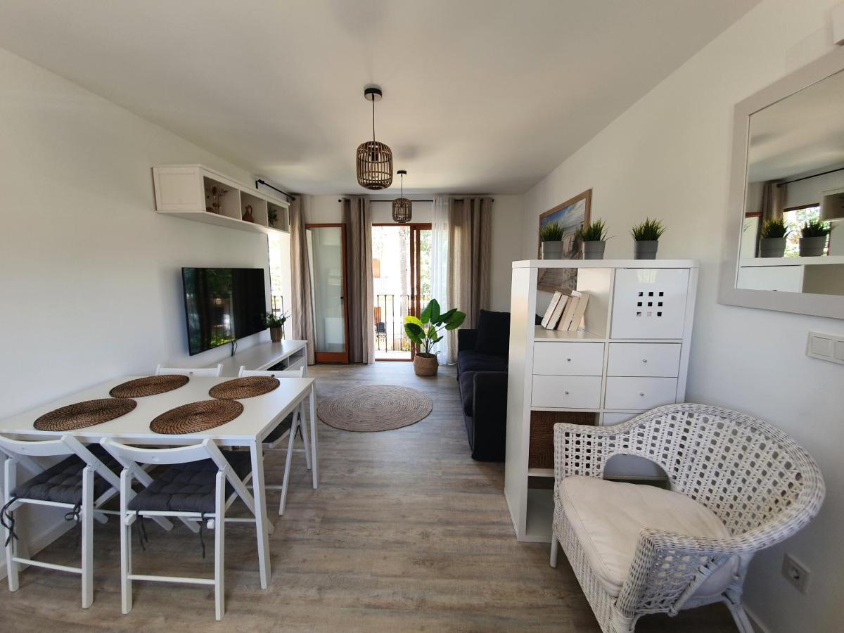 Lovely Apartment In Denia; El Patio Exteriör bild