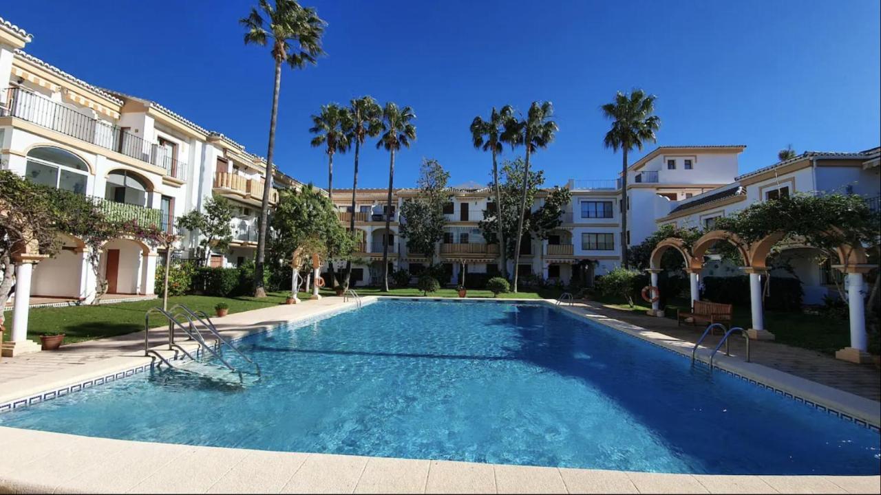 Lovely Apartment In Denia; El Patio Exteriör bild